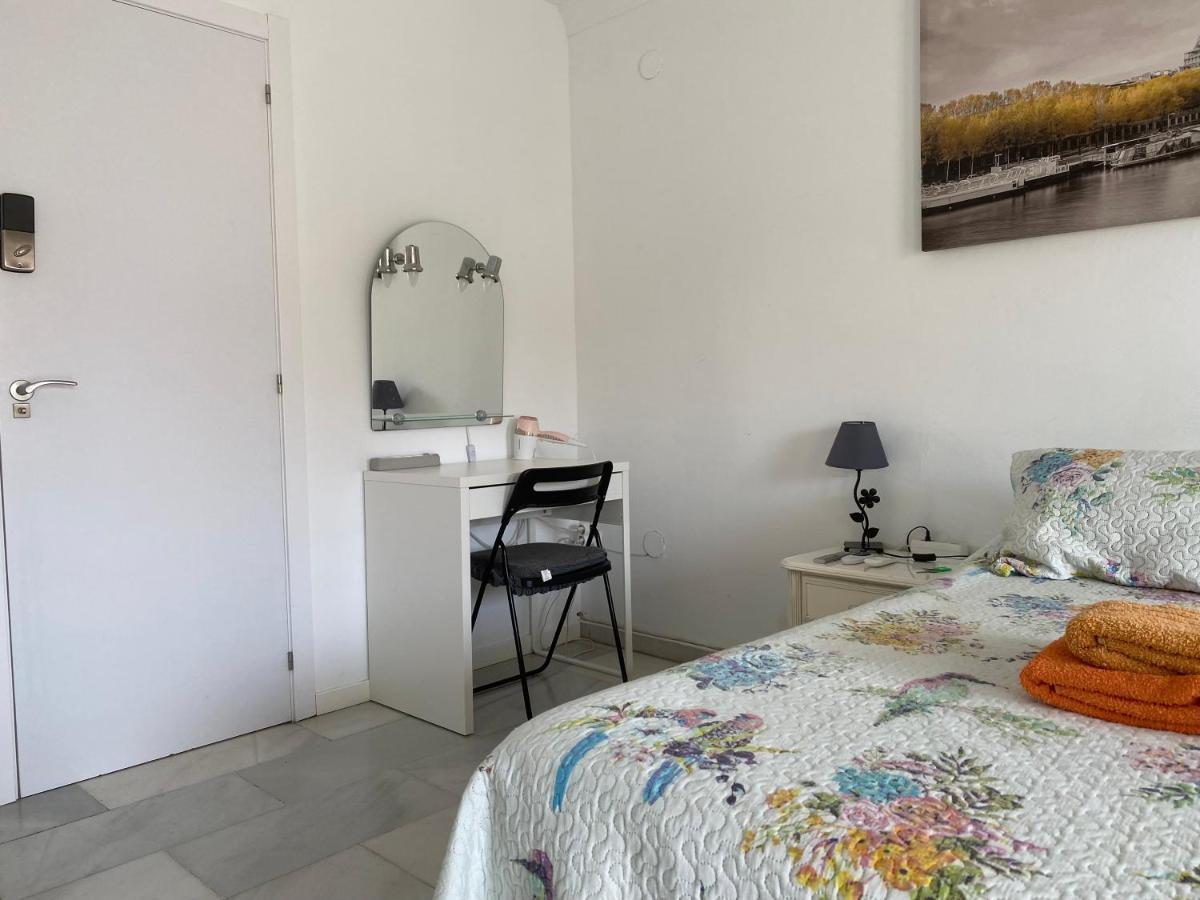 Malaga Centro Habitaciones Privada En Apartamento Compartidos Екстериор снимка
